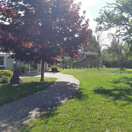 アパート Villa/appartement Au Coeur Des Vignes ***